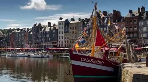 Time-lapse of Ship in Harbor Honfluer Stock Footage 40207654