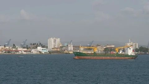 Time Lapse-From ship passing Colon Panama and oil tankers Video stock 109130429