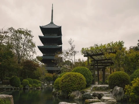 Time Lapse Shitenno-ji 5-storey pagoda, Osaka, Japan Stock-Footage 80955078