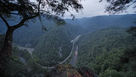 Time Lapse Shot of Buzzards Roost Overlook in the Great Smoky Mountains at Dusk Video stock 96753048
