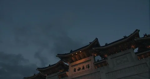 Time lapse shot of Cloud moving above Arch of the Liberty Square Stock Footage 89959314
