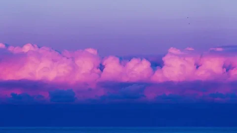 Time Lapse shot of clouds at dusk Stock Footage 82052837