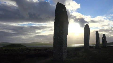 Time lapse shot of clouds moving over sacred Celtic stones on the Islands of Stockbeeldmateriaal 57247706