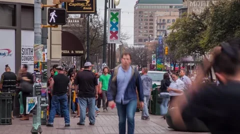 Time Lapse Shot during Austin TX SXSW 2015 Vídeos de archivo 60989404