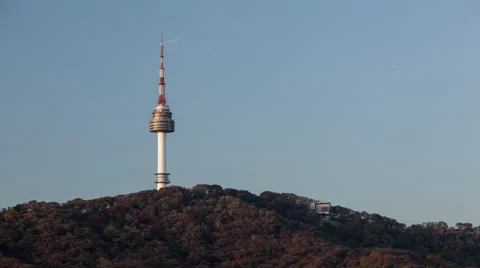 Time lapse shot of freestanding tower in the forest. Seoul, South Korea Stock-Footage 67200569