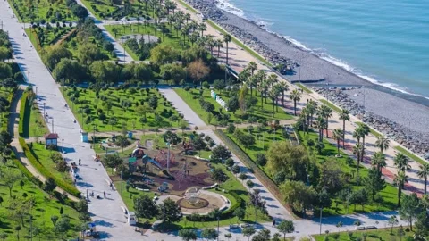Time lapse shot of Lekh and Maria Kachinski park in Batumi, Georgia Stock-Footage 167820056