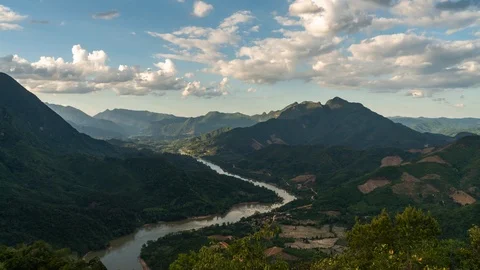 Time lapse shot of mountain landscape in Southeast Asia. Amazing scenery Stock Footage 112167085
