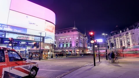 Time lapse shot of Piccadilly Circus from sidewalk, night Stock Footage 99281067
