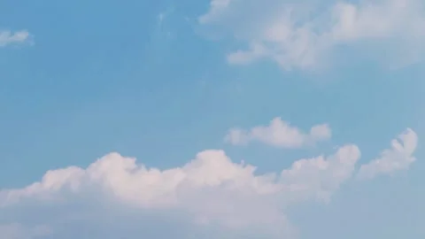 Time lapse of sky clouds in the day Video stock 171743751