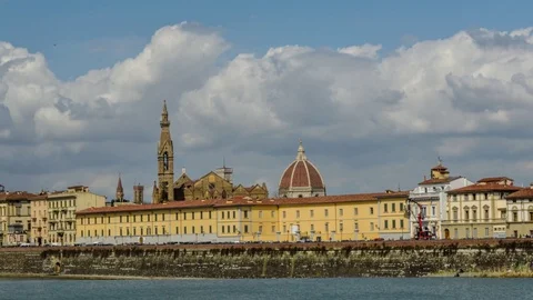 Time Lapse of the skyline of Florence (including the Cathedral and Santa Croce) Vídeos de archivo 87909075