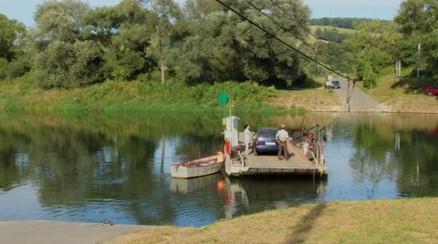 Time lapse small ferry crossing the river Video stock 56514315