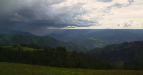 Time-lapse of spring storm swirling over Hells Canyon from Graves Point Stock Footage 67930895