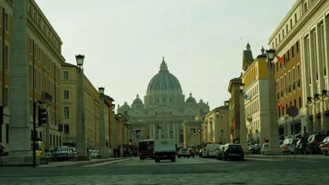 Time lapse of St Peter Basilica in Vatican Stockbeeldmateriaal 171406537
