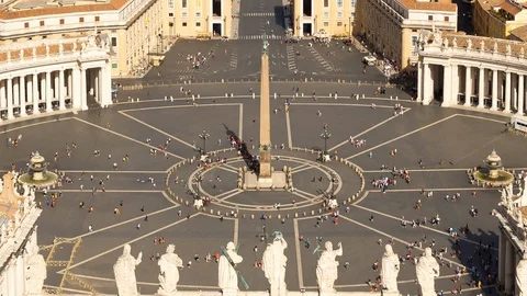 Time lapse of St. Peter's Square (Piazza San Pietro), Vatican City, in Rome Stock Footage 130022685