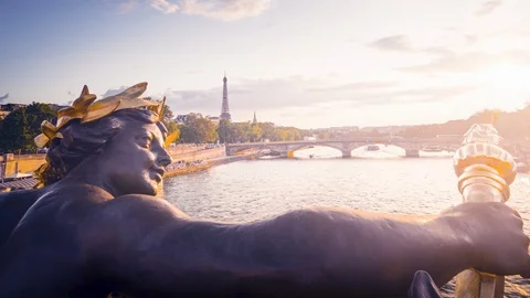 Time lapse, Statue on the bridge Alexandre III in Paris Stock Footage 123500364