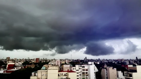 Time lapse of a storm developing over the city of Buenos Aires Video stock 156057877