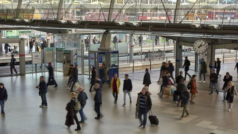 Time lapse at Stratford Station  스톡 동영상 100156997