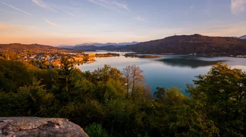 Time Lapse - Sun moving over the lake 스톡 동영상 46199930