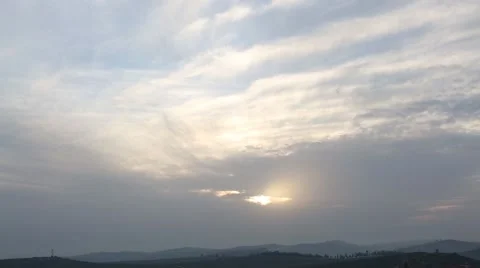 Time-lapse of the sun over hills 스톡 동영상 49540409