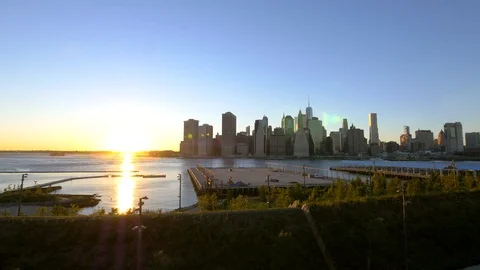 A time lapse of the sun setting over New York 動画素材 88488034