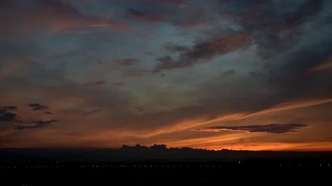 Time lapse sunrise with cloudy sky on morning Video stock 82077182