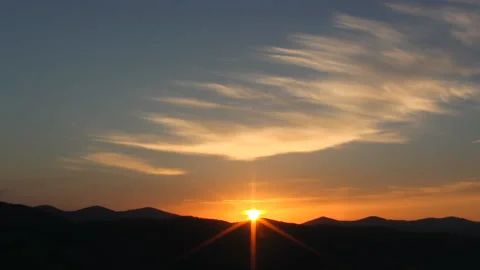 A time lapse of a sunrise. Stock Footage 89000017