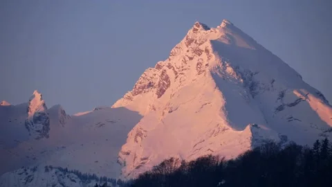 Time lapse of sunrise on Mt. Watzmann in winter, bavarian alps Stock Footage 153549976