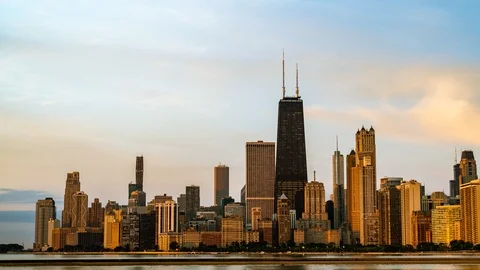 Time Lapse Sunrise over the Chicago Skyline Lakefront Zoom out Stock-Footage 112622402
