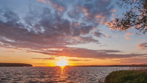 Time-lapse sunrise over river. Stock Footage 161069667