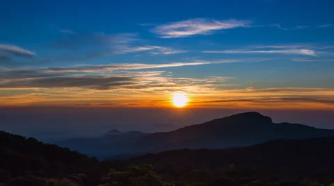 Time Lapse Sunrise On Valley At Doi Inthanon National Park Of Thailand Stock Footage 45648261