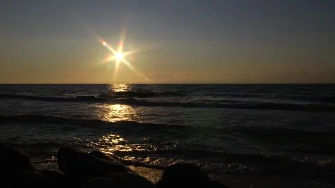 Time lapse of sunset on the Baltic sea Video stock 85093866