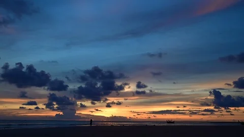 Time-Lapse Sunset on the beach. Stock Footage 110454309