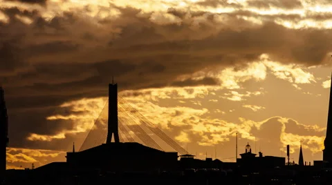 Time lapse of a sunset behind suspension bridge silhouette Stock-Footage 49389918