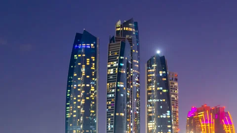 Time Lapse of sunset of building, Hotel in the capital city of Abu Dhabi Vídeos de archivo 258656058