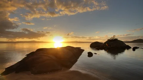 Time lapse of sunset at Cacupé beach, dolly shot 2K. Florianópolis Stock Footage 88963301