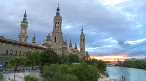 Time lapse on sunset, Catholic Basilica Pilar by River Ebro Stock Footage 38717115