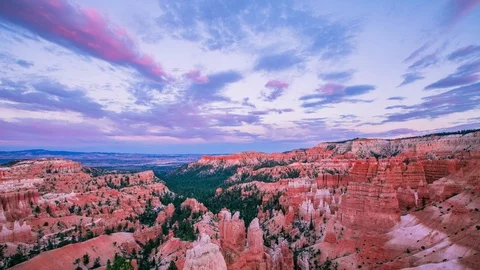 Time Lapse - Sunset Clouds Moving Over Bryce Canyon National Park in Utah Video stock 92870452