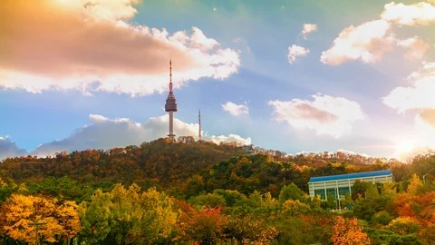 Time Lapse sunset clouds at Seoul tower South Korea. Stock Footage 98111367