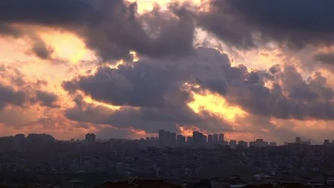 Time Lapse Sunset  on the cloudy sky Video stock 76106324