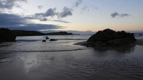 Time Lapse Sunset on the Durness beach 2 - Scotland Video stock 95031047