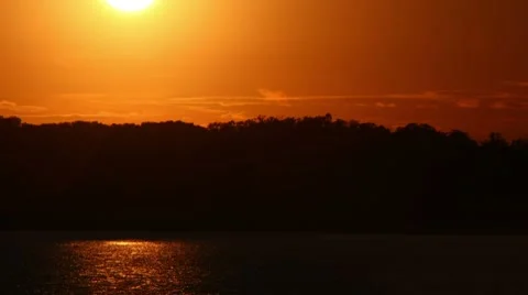 Time-lapse of a sunset. Stock-Footage 8763737
