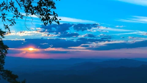 Time lapse of  sunset Stock Footage 79739339