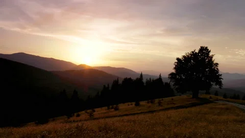 A time lapse of a sunset. Stock Footage 91680193