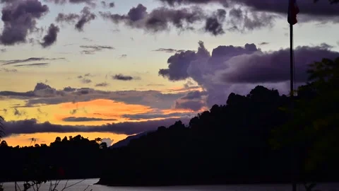 Time lapse of sunset at Khao Sok National Park, Surat Thani. Stock Footage 262057703
