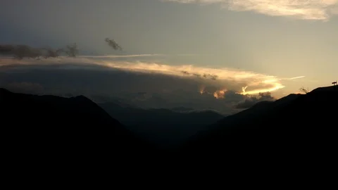 Time lapse of a sunset in the mountains of Aran Valley Stock-Footage 102657999