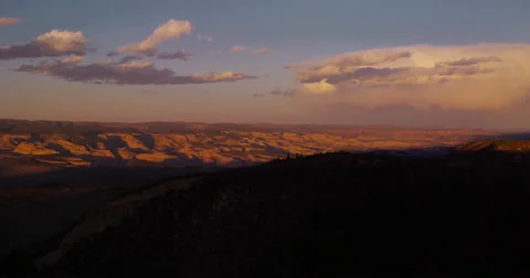 Time lapse of sunset near Hells Canyon 動画素材 59568912