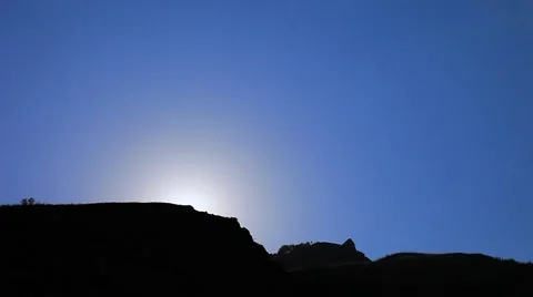 Time lapse Sunset or Sunrise over the mountain Video stock 55876336