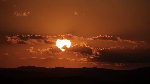 Time lapse Sunset over mountains 스톡 동영상 90458245