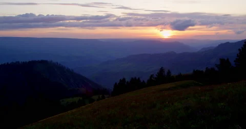 Time-lapse of sunset over over Hells Canyon from Graves Point Stock Footage 67906821