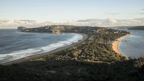 Time Lapse of Sunset at Palm Beach in Sydney, Australia 스톡 동영상 76754164